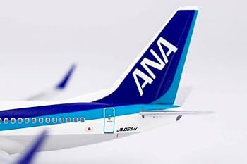 【セット】ANA B737-700 + タグ キーホルダー 1/400 セット】ANA B737-700 + タグ キーホルダー 1/400